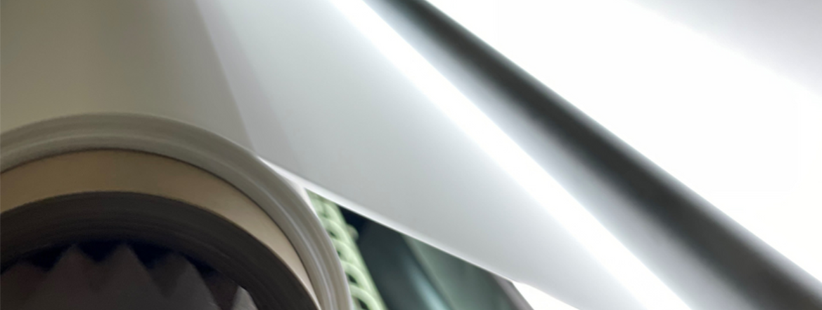 Membrane lamination machine in textile manufacturing Membrane lamination machine in textile manufacturing